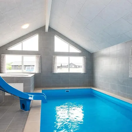 Luxury Retreat In Mommark - By Traum