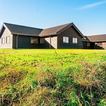 5 Star Holiday Home In Sydals *
