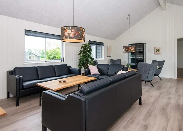 Luxury Retreat In Mommark - By Traum