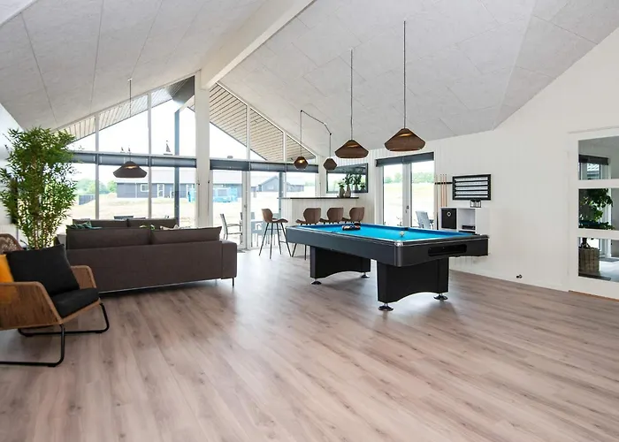 Luxury Retreat In Mommark - By Traum